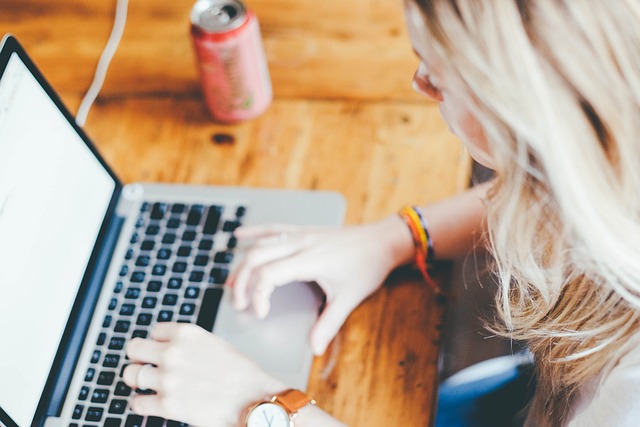 De impact van online marketing op het bedrijfsleven in Rotterdam